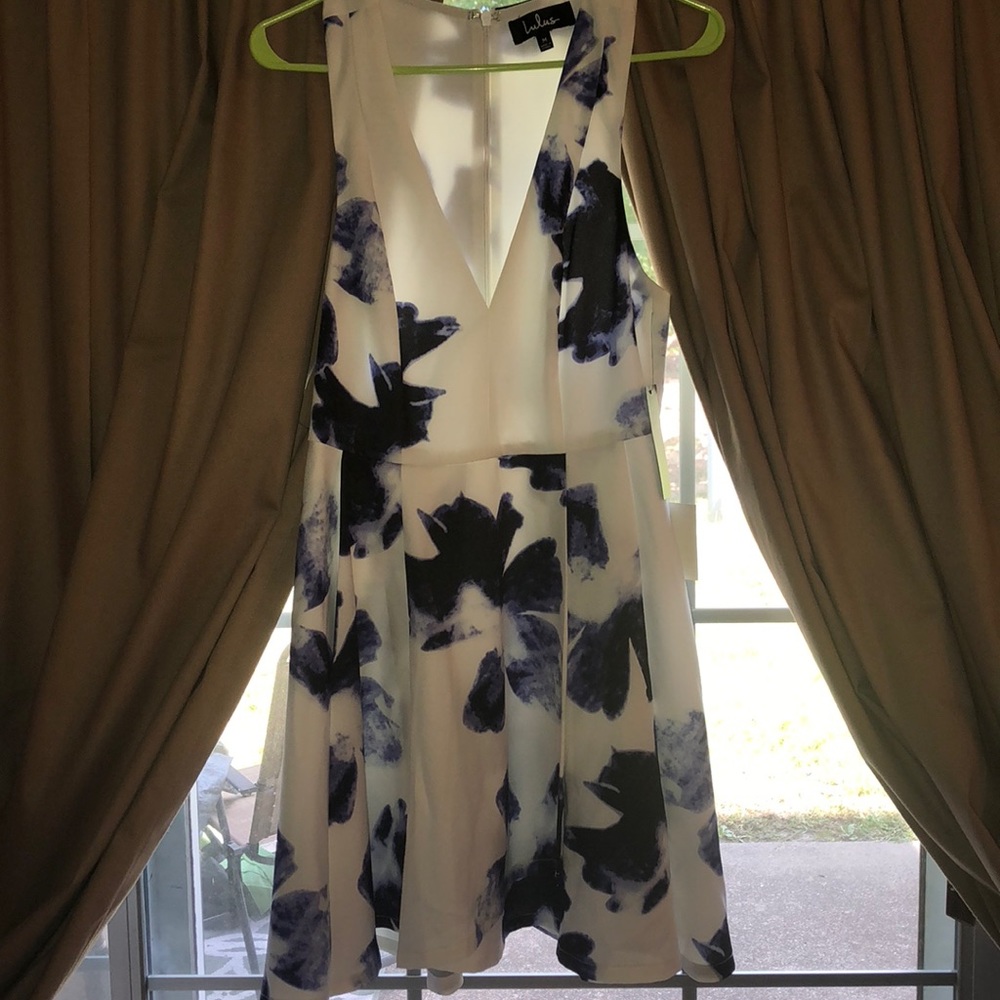 Lulus blue floral dress
